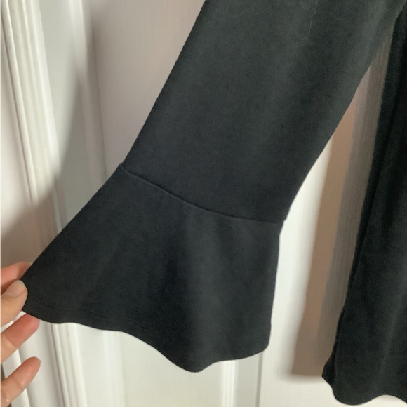 Loft 3/4 bell sleeve top with back keyhole detail - Picture 6 of 8